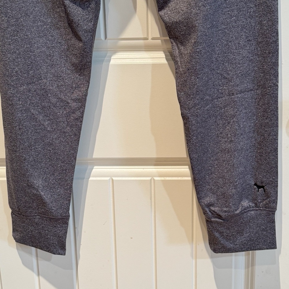 PINK Victoria's Secret Ultimate Jogger Pants Gray Logo Waist NWT M - Picture 6 of 10